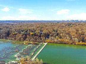 1100 Crest Lane, Mclean VA 22101