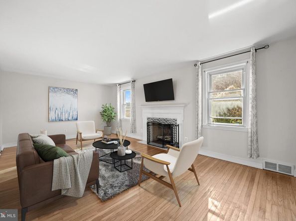 37 Dewey Road, Cheltenham PA 19012