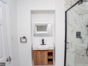 415 N Hobart Street, Philadelphia PA 19131