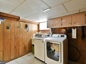 1012 Saint Vincent Street, Philadelphia PA 19111