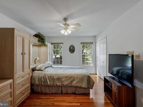 1811 Saint Roman Drive, Vienna VA 22182