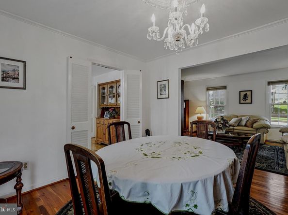1811 Saint Roman Drive, Vienna VA 22182