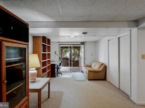 1811 Saint Roman Drive, Vienna VA 22182