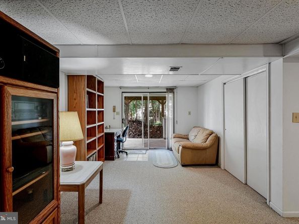 1811 Saint Roman Drive, Vienna VA 22182