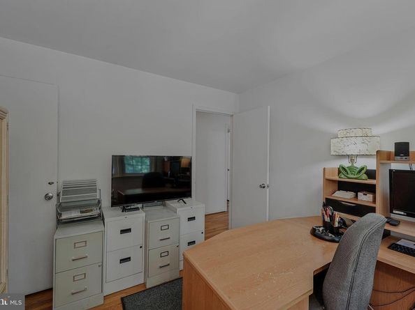 1811 Saint Roman Drive, Vienna VA 22182