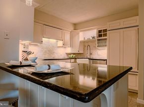 10211 Valley Forge Circle 211, King Of Prussia PA 19406