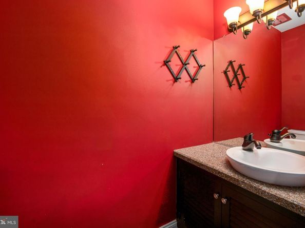 1715 Terwood Road, Huntingdon Valley PA 19006