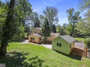 1715 Terwood Road, Huntingdon Valley PA 19006