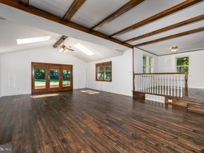 1715 Terwood Road, Huntingdon Valley PA 19006