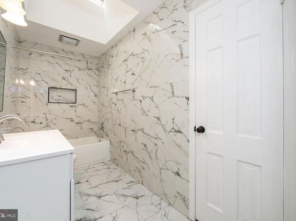 1715 Terwood Road, Huntingdon Valley PA 19006