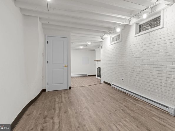 717 N 4TH Street, Philadelphia PA 19123