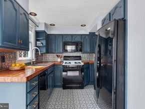 251 Powell Road, Springfield PA 19064