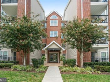 3307 Wyndham Circle