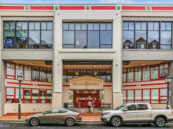 3307 Wyndham Circle 3169, Alexandria VA 22302