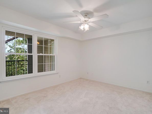 3307 Wyndham Circle 3169, Alexandria VA 22302