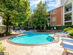 3307 Wyndham Circle 3169, Alexandria VA 22302