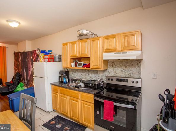 704 N Preston Street, Philadelphia PA 19104