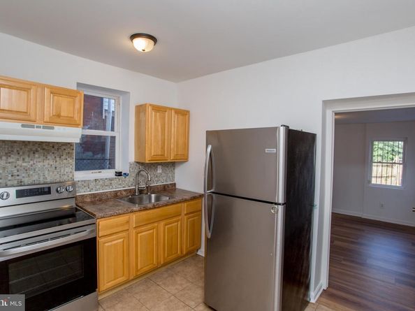704 N Preston Street, Philadelphia PA 19104