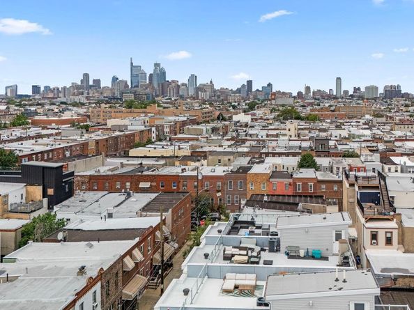 2015 S Hutchinson Street 12, Philadelphia PA 19148