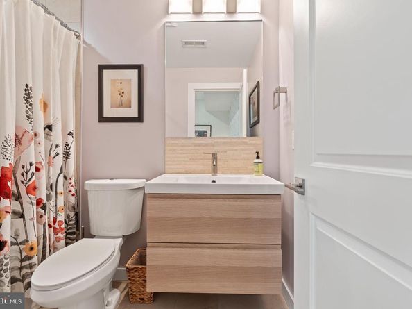 2015 S Hutchinson Street 12, Philadelphia PA 19148