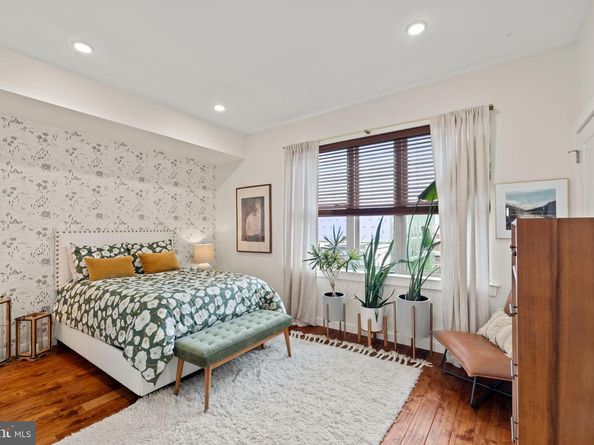 2015 S Hutchinson Street 12, Philadelphia PA 19148