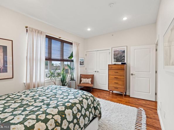 2015 S Hutchinson Street 12, Philadelphia PA 19148