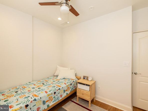 852 N 27TH Street, Philadelphia PA 19130