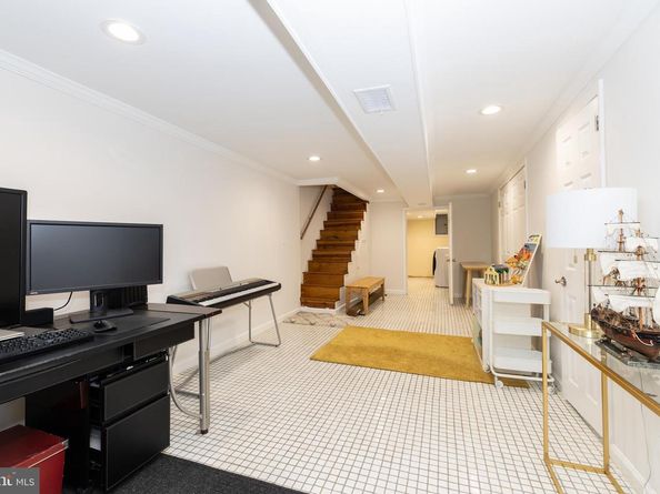 852 N 27TH Street, Philadelphia PA 19130