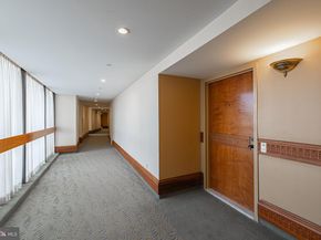 1101 S Arlington Ridge Road 704, Arlington VA 22202