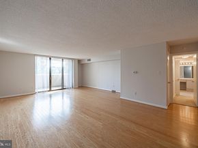 1101 S Arlington Ridge Road 704, Arlington VA 22202