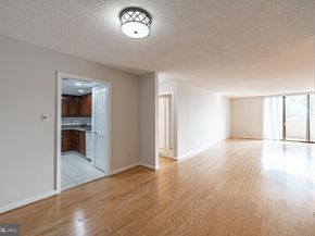 1101 S Arlington Ridge Road 704, Arlington VA 22202