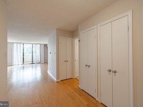 1101 S Arlington Ridge Road 704, Arlington VA 22202