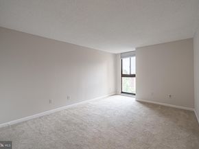 1101 S Arlington Ridge Road 704, Arlington VA 22202