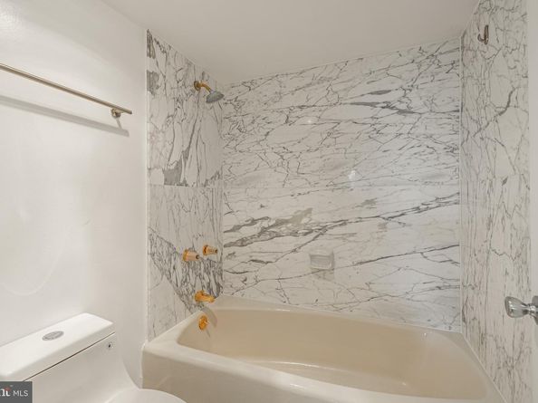 1101 S Arlington Ridge Road 704, Arlington VA 22202