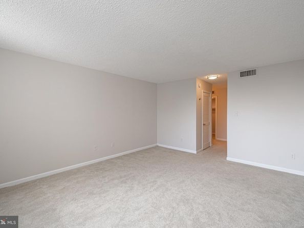 1101 S Arlington Ridge Road 704, Arlington VA 22202