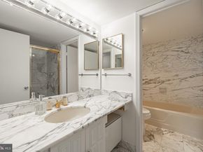 1101 S Arlington Ridge Road 704, Arlington VA 22202