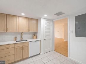 1101 S Arlington Ridge Road 704, Arlington VA 22202