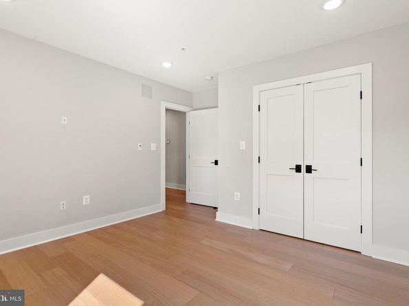 910 9TH Street NE 1, Washington DC 20002