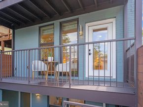 910 9TH Street NE 1, Washington DC 20002