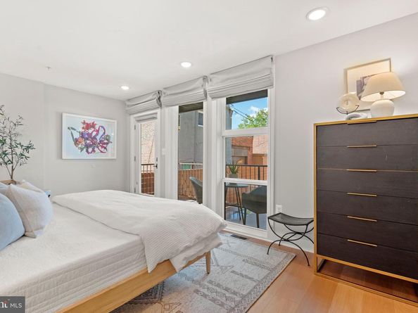 910 9TH Street NE 1, Washington DC 20002