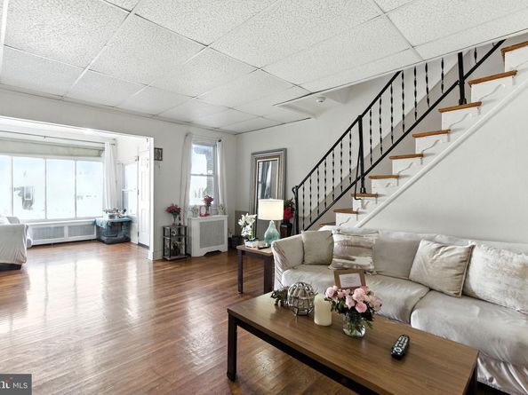 4042 Castor Avenue, Philadelphia PA 19124