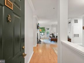 4854 Eisenhower Avenue 445, Alexandria VA 22304