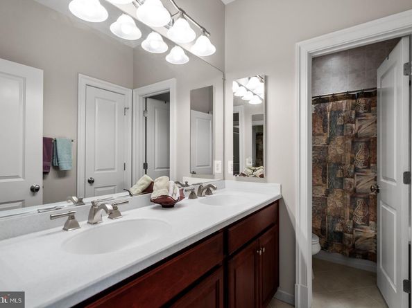 6726 Darrells Grant Place, Falls Church VA 22043