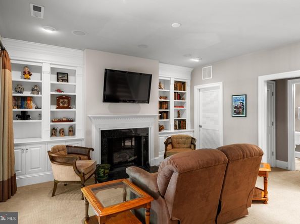6726 Darrells Grant Place, Falls Church VA 22043
