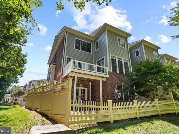 6726 Darrells Grant Place, Falls Church VA 22043