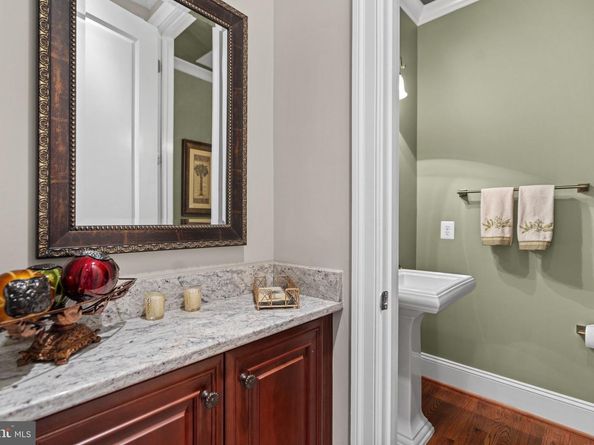 6726 Darrells Grant Place, Falls Church VA 22043