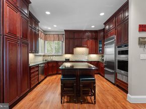 6726 Darrells Grant Place, Falls Church VA 22043