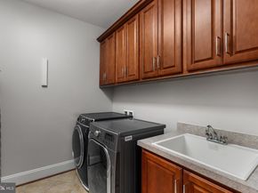 6726 Darrells Grant Place, Falls Church VA 22043
