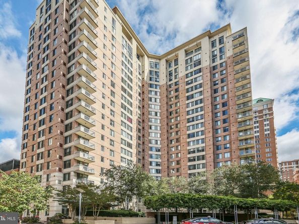 851 N Glebe Road 707, Arlington VA 22203