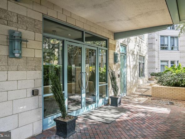 851 N Glebe Road 707, Arlington VA 22203